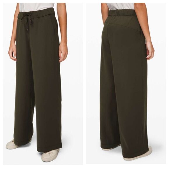Lululemon On the Fly Wide-Leg Pant *Woven
Dark Olive - Picture 1 of 10